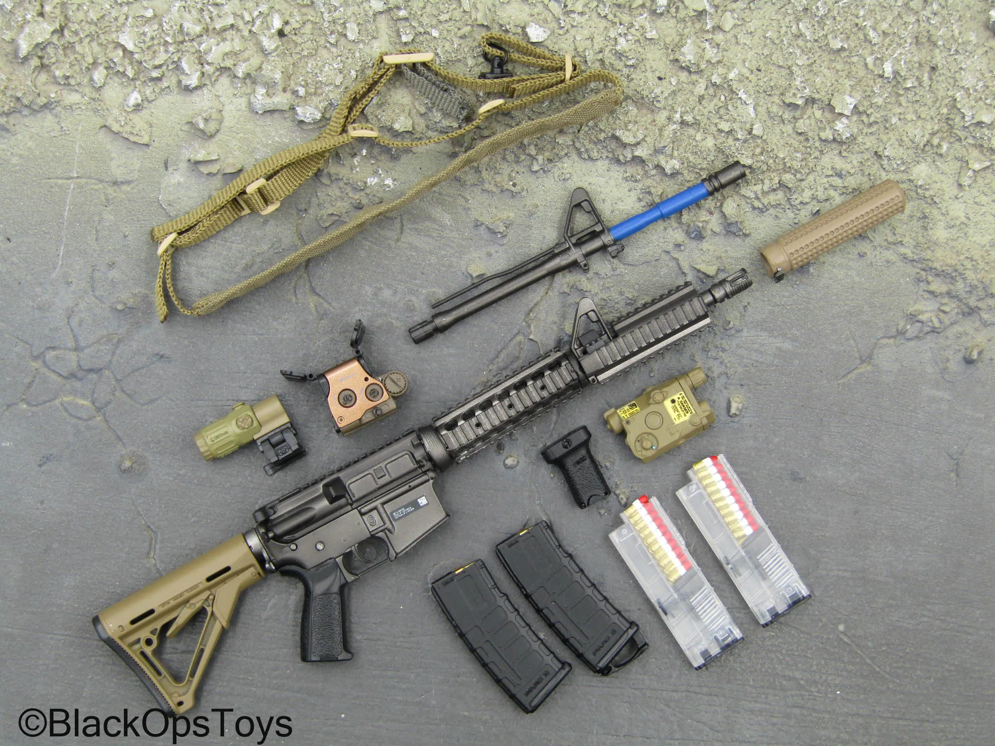 31st Marine Expeditionary Unit - MK18 Rifle w/Attachments & Training Barrel