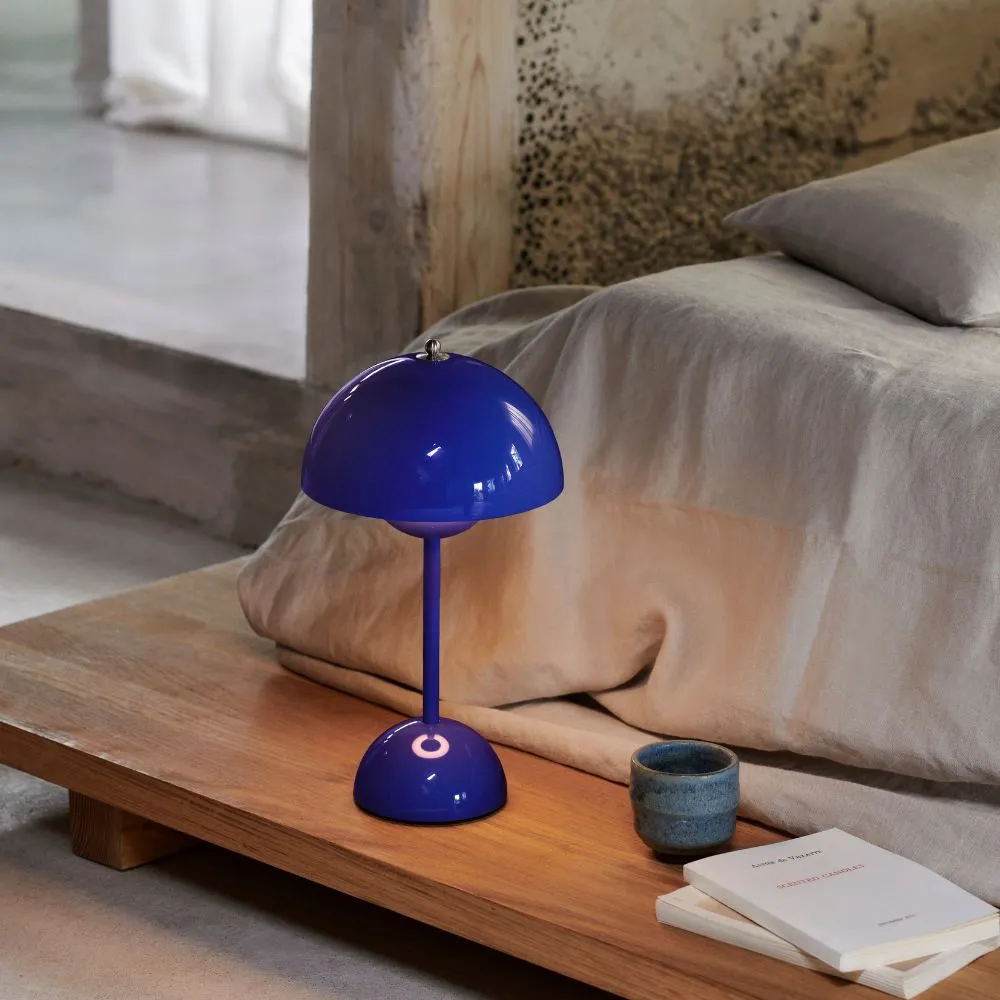 andTradition VP9 Portable Flowerpot Lamp by Verner Panton