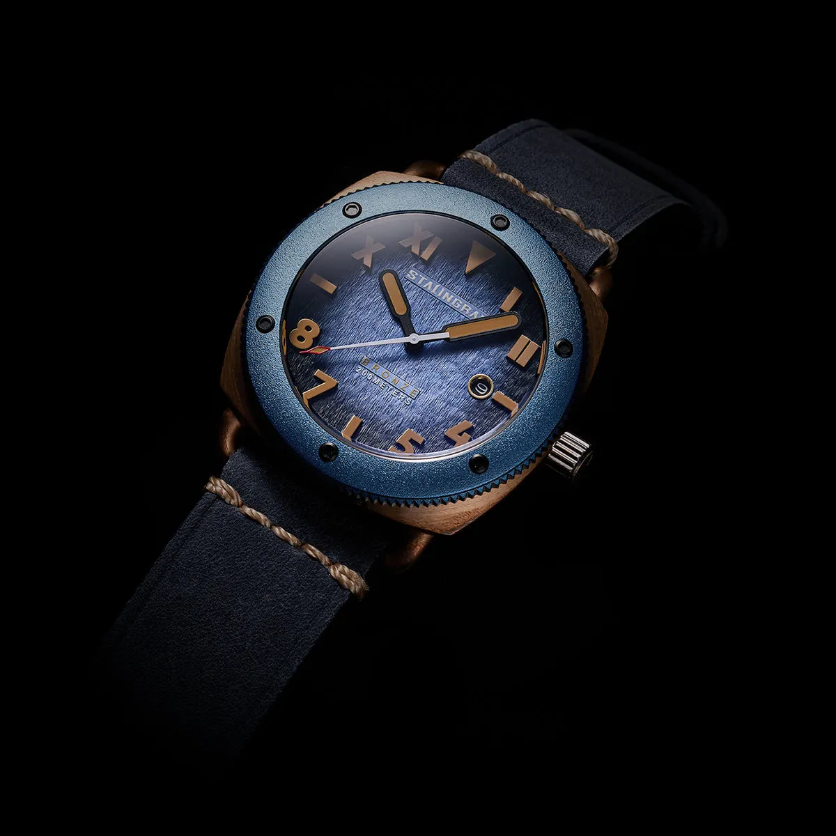 Bronze Defender 200m - Ocean Blue. Black Leather Strap. SG-0609-08