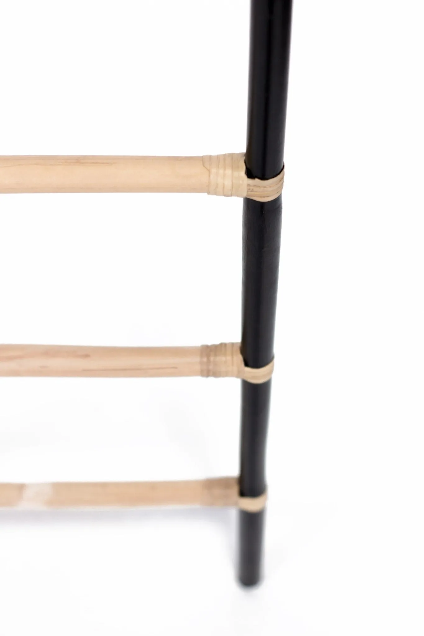 RATTAN DECORATIVE LADDER - BLACK/NATURAL