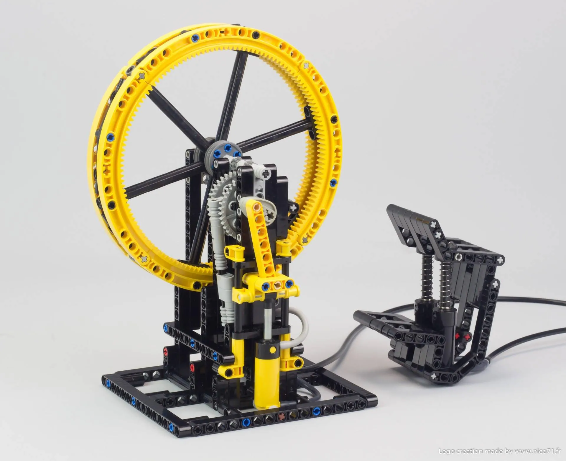 Vertical Pneumatic Engine