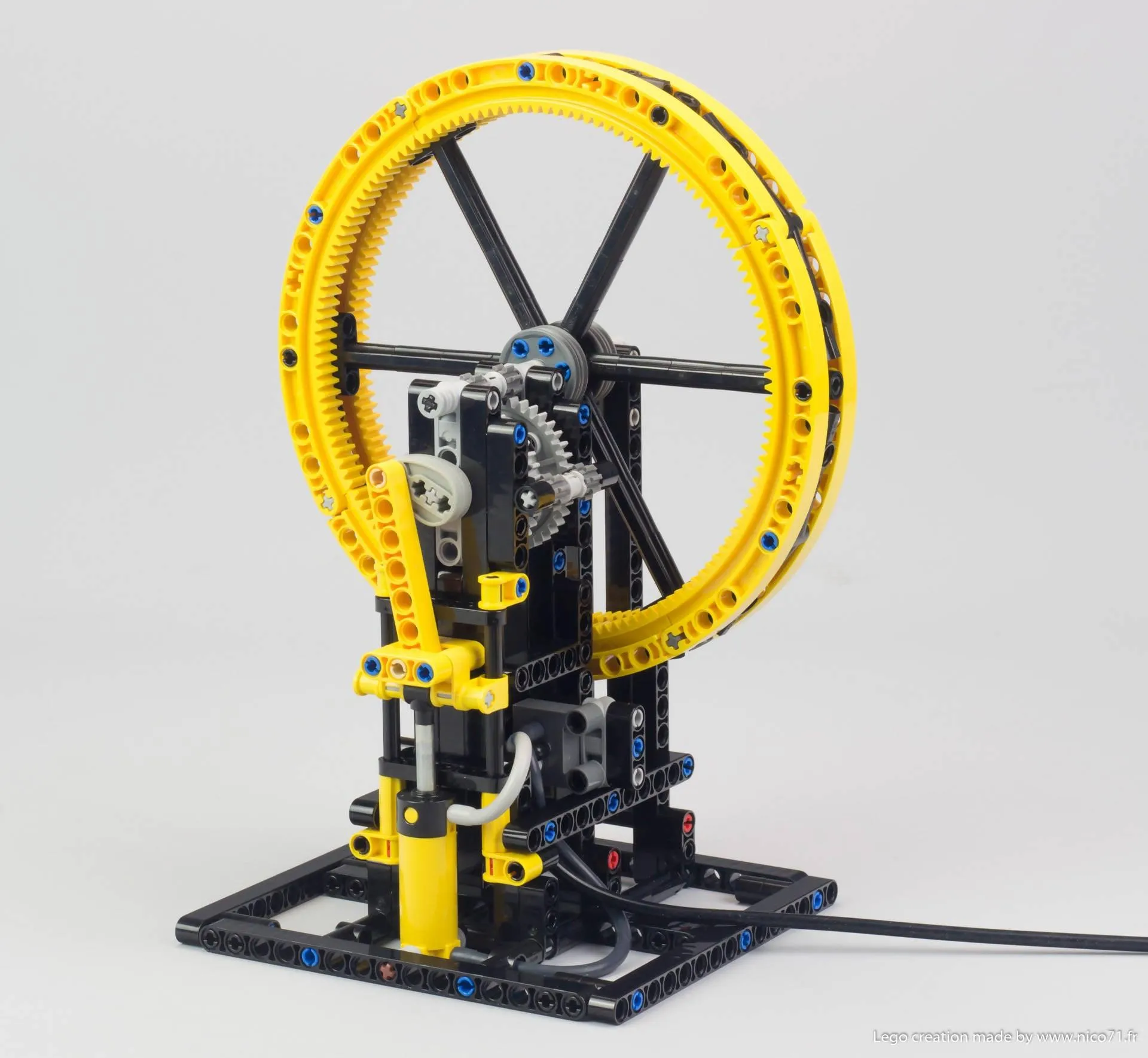 Vertical Pneumatic Engine